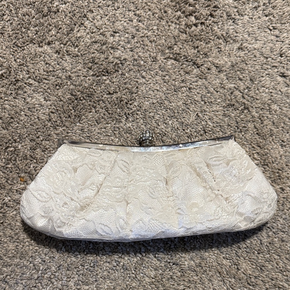 Jessica McClintock Ivory Lace Clutch